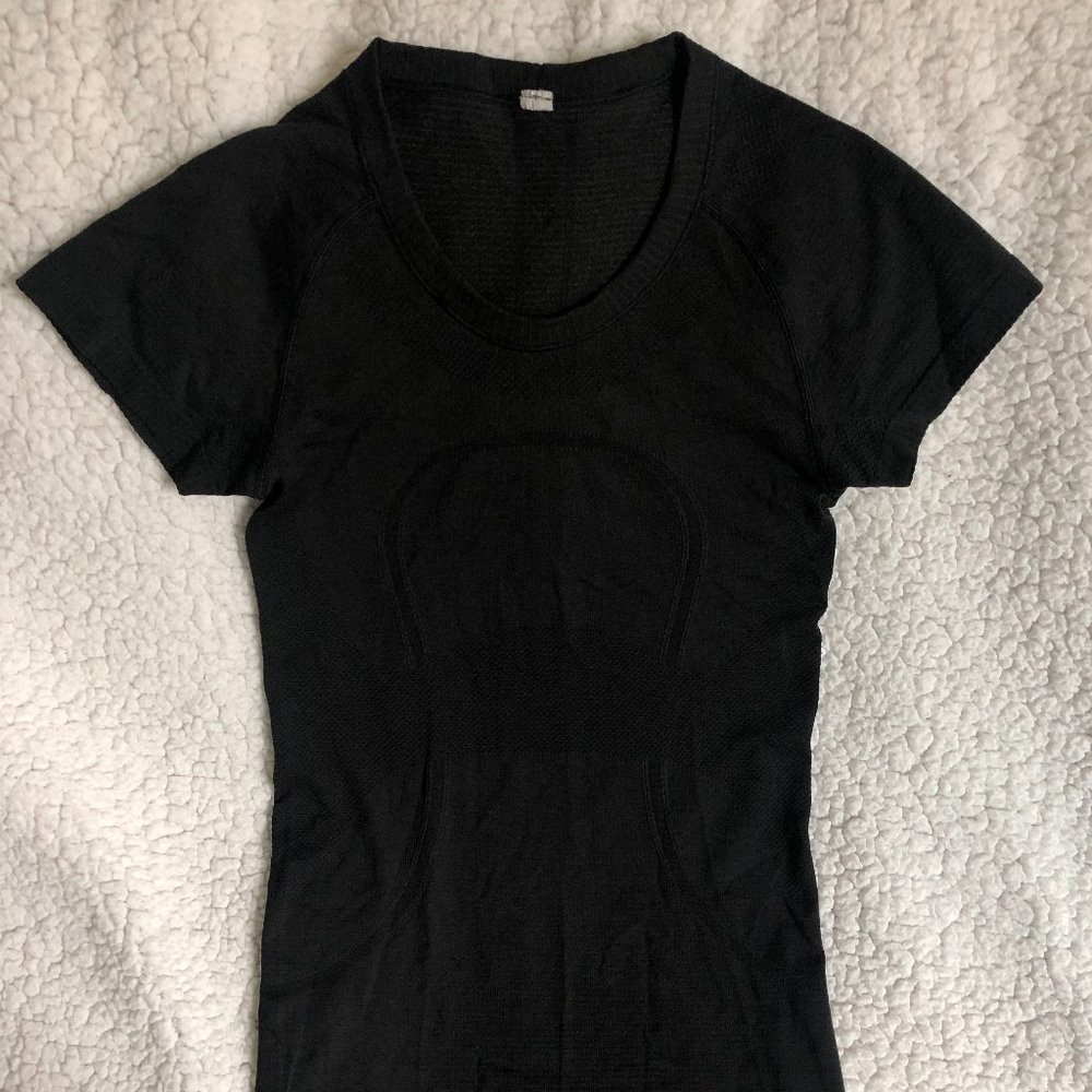 Lululemon Swiftly Tech *Lunar New Year*